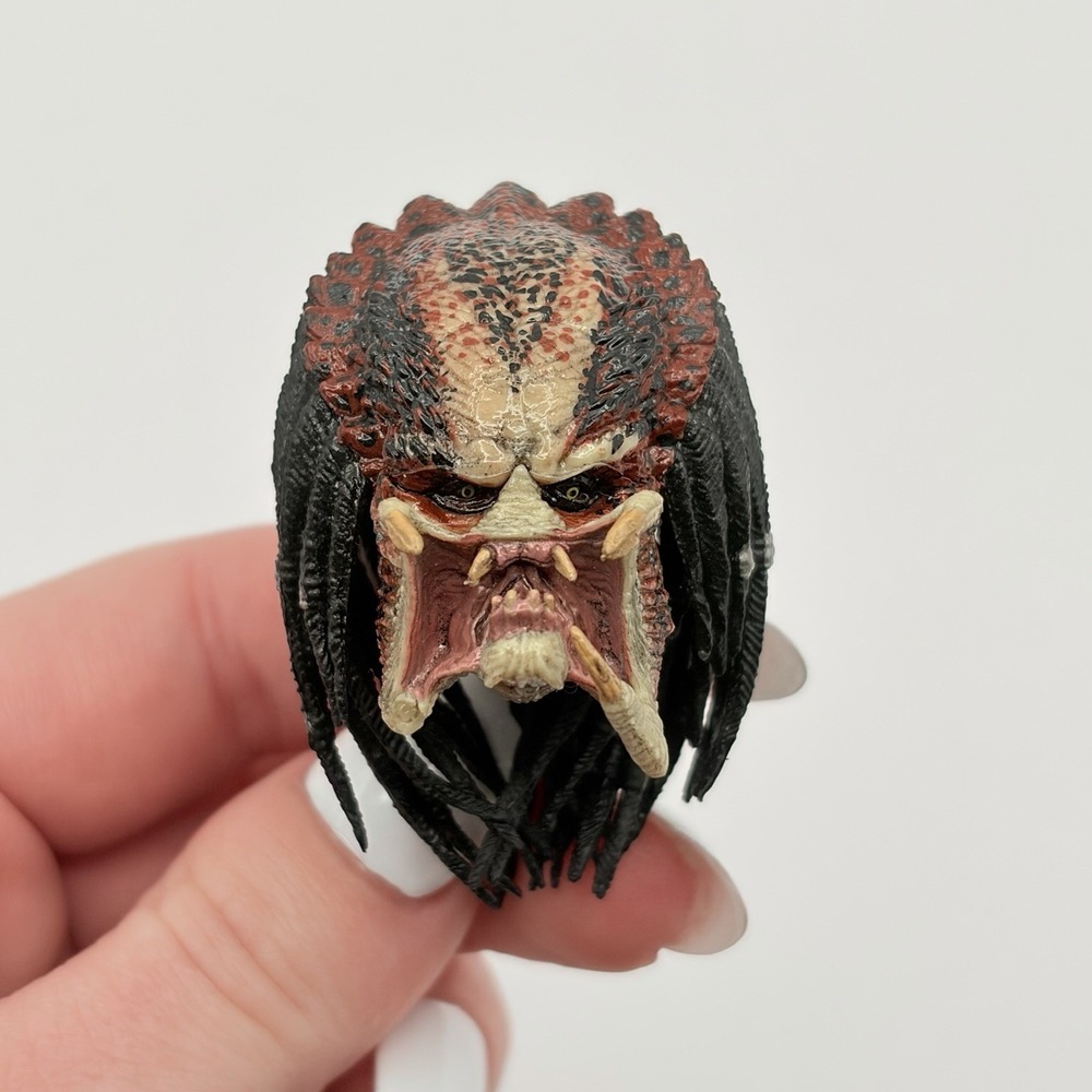 Neca Sci-Fi Predator Replacement Head‎ Only Fodder small Predator